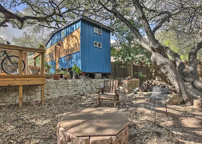 Unique Stay Tiny Everest San Antonio Home!