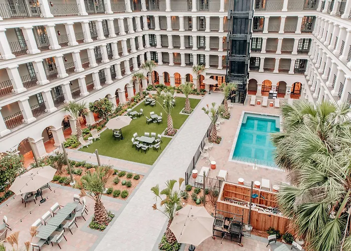 Estancia Del Norte San Antonio, A Tapestry Hotel By Hilton