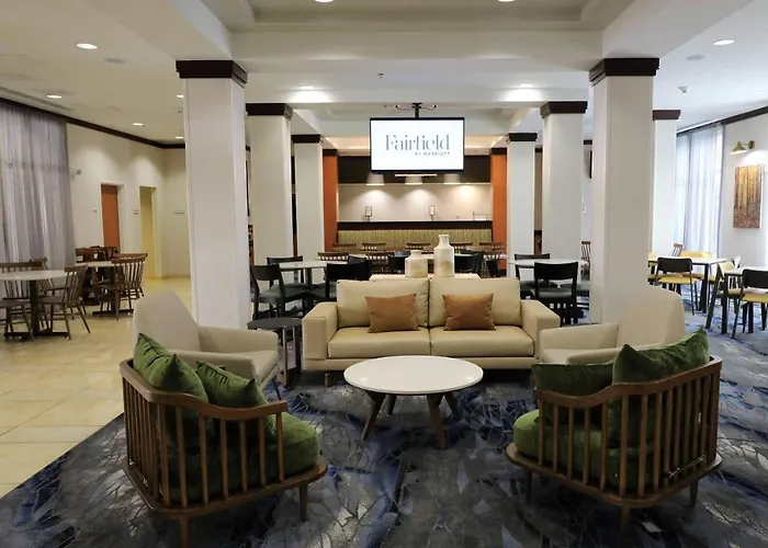 Fairfield Inn & Suites By Marriott San Antonio Downtown/Alamo Plaza