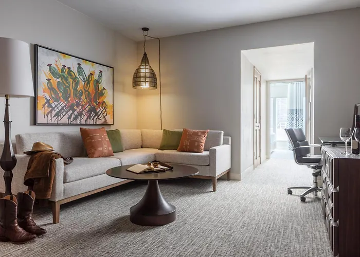 Hotel Contessa - Suites On The Riverwalk