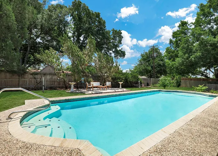 Pool Home Nr Dt River Walk Alamo Wifi Yard