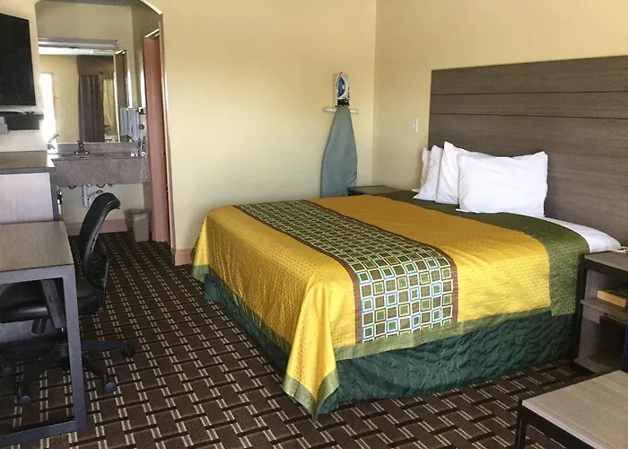 Luxury Inn And Suites Seaworld