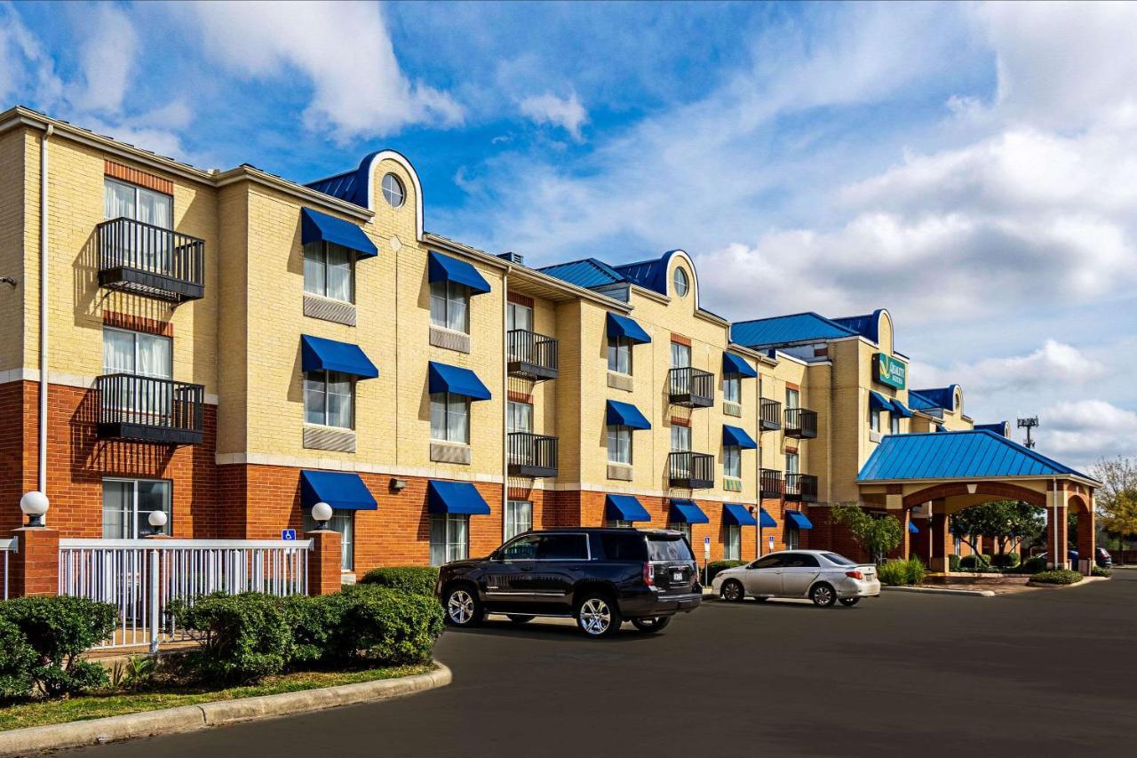 Quality Northeast Hotel San Antonio
