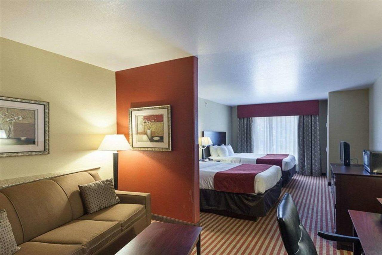 Comfort Medical Center Near Six Flags San Antonio