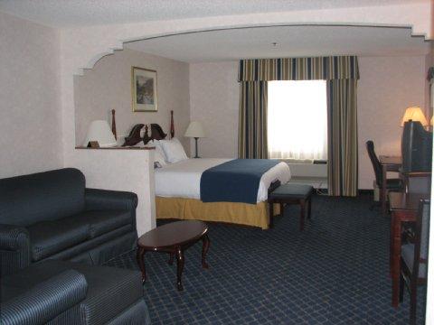 Quality & Airport North - Stone Oak Hotel San Antonio