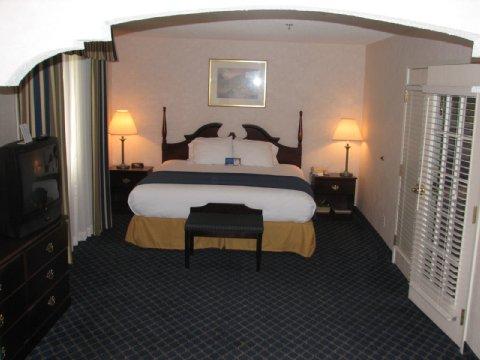 Quality & Airport North - Stone Oak Hotel San Antonio