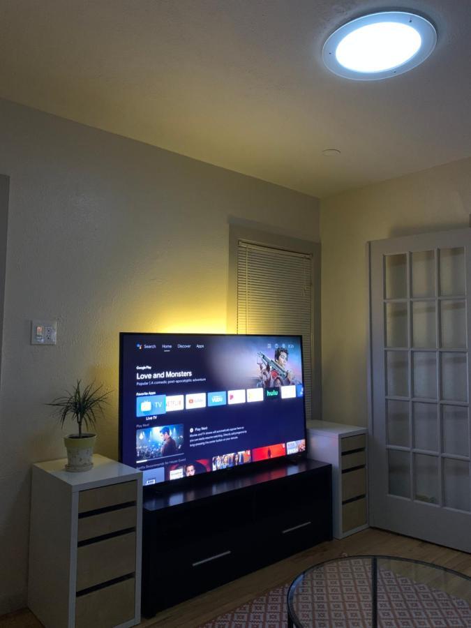 125-#4 Downtown Cozy Upstairs One Bedroom *