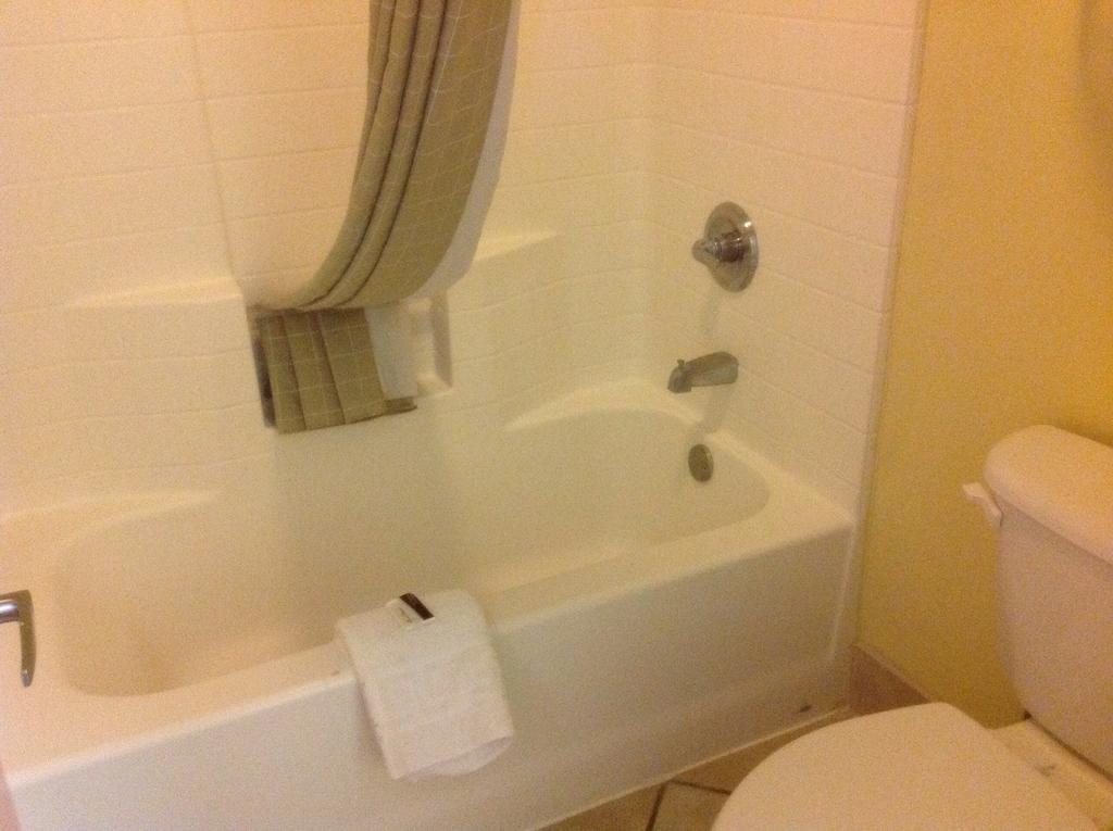 Motel Luxury And Seaworld