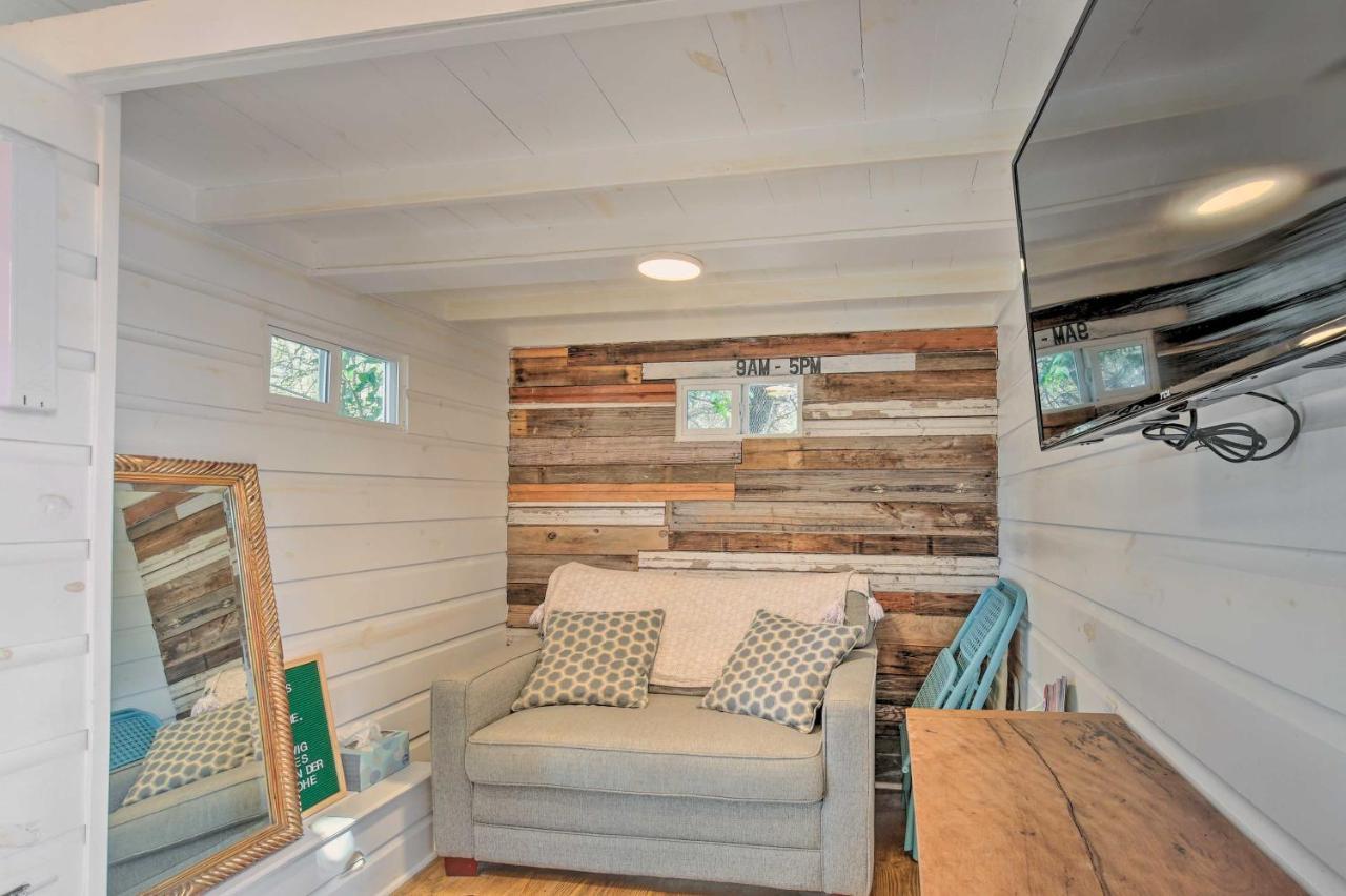 Unique Tiny Everest Home! Apartment