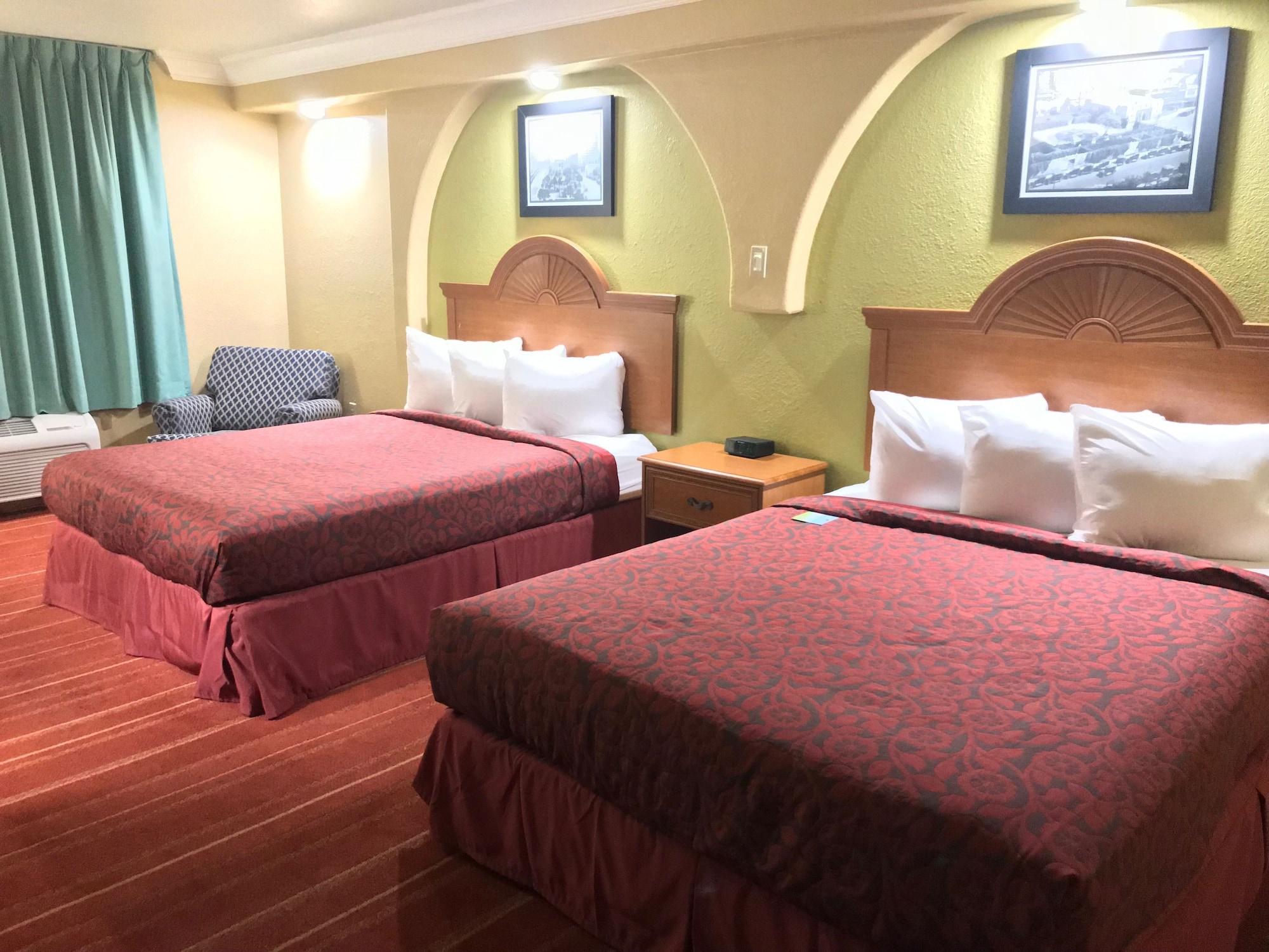 Hotel Days By Wyndham Airport