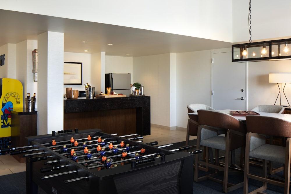 Grand Hyatt River Walk Hotel 4*