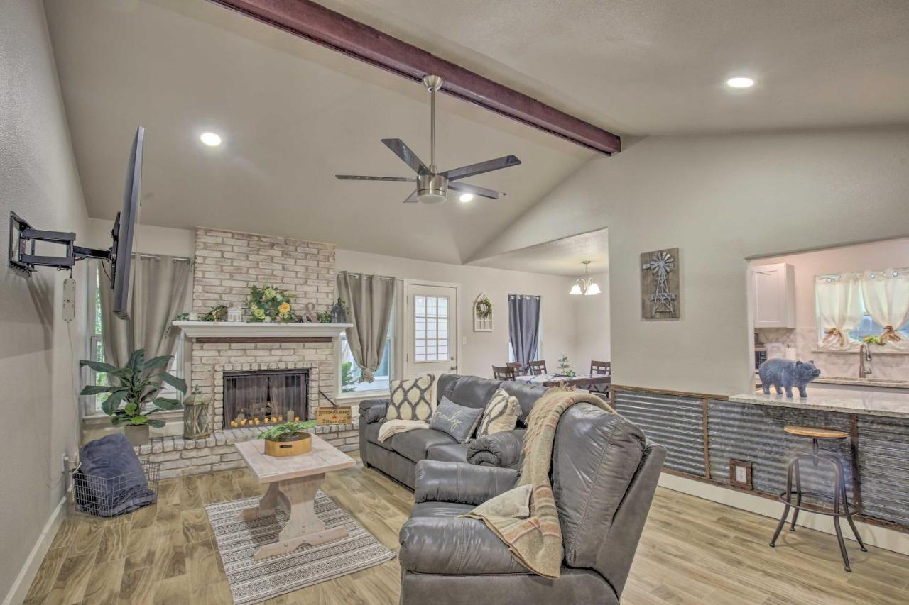 Holiday home Pet-friendly Gem Near Nature Preserve! San Antonio