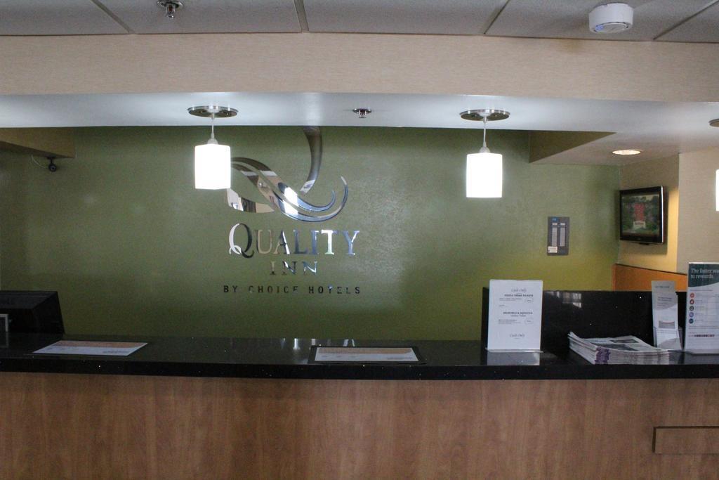Hotel Spark By Hilton Northwest Near Six Flags San Antonio
