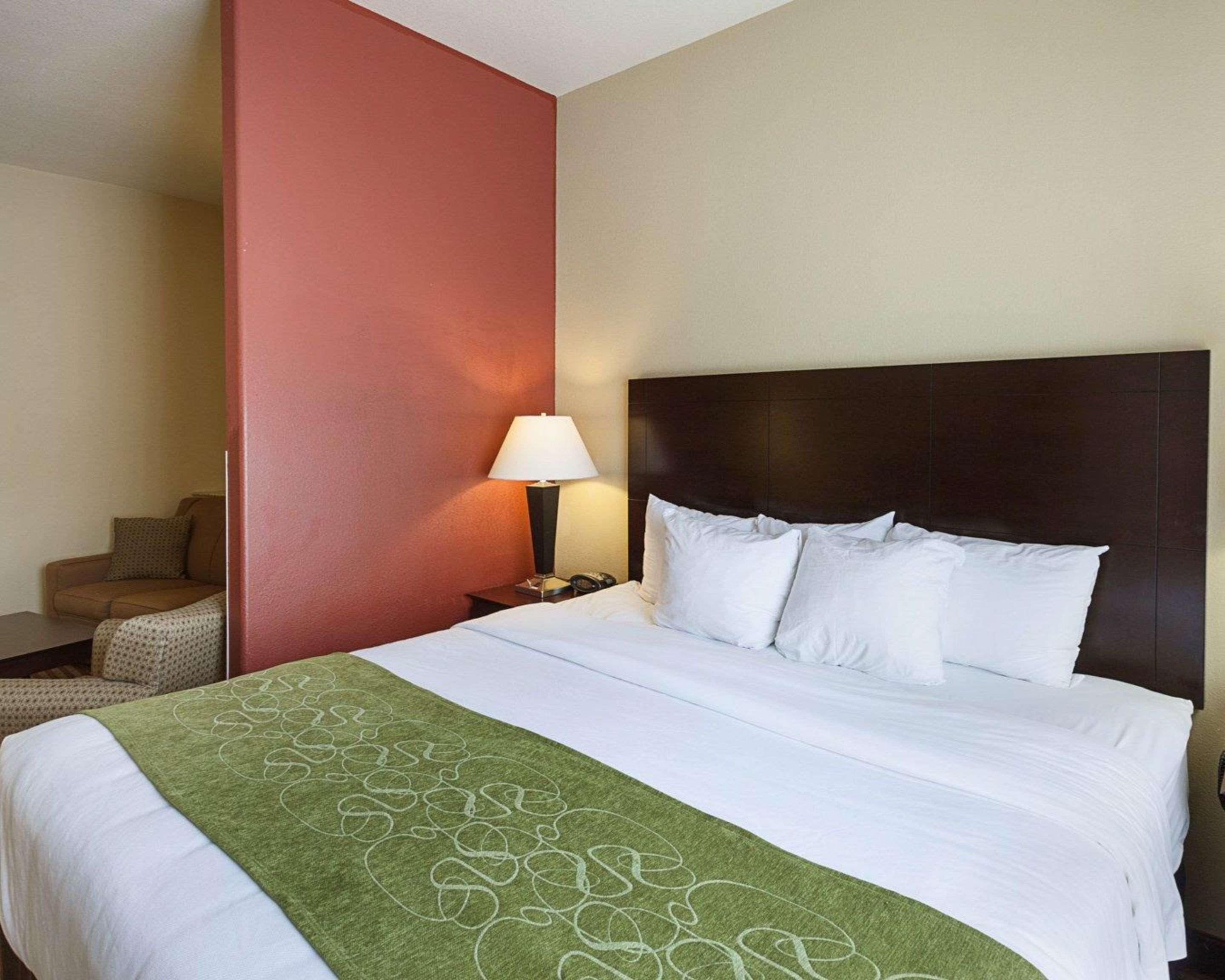 Comfort Medical Center Near Six Flags 3* San Antonio