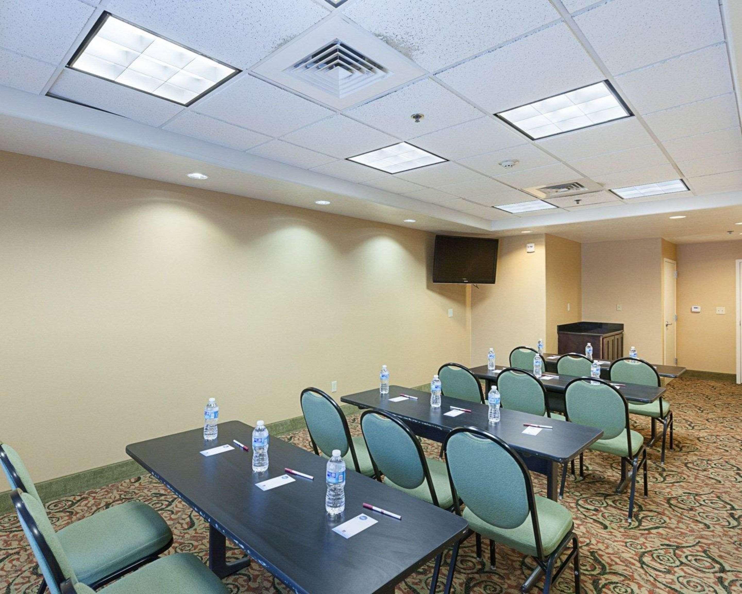 Comfort Medical Center Near Six Flags Hotel San Antonio