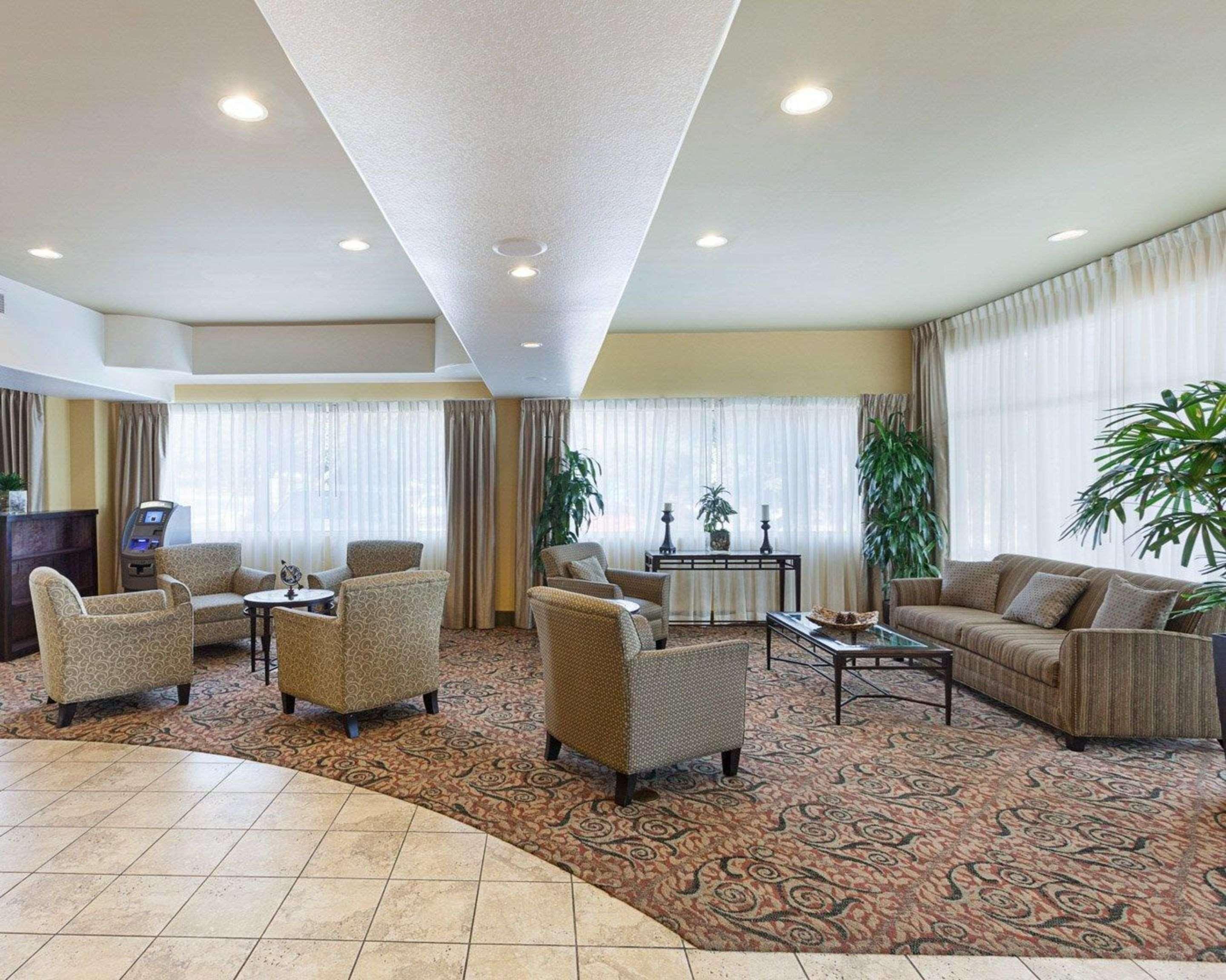 Hotel Comfort Medical Center Near Six Flags