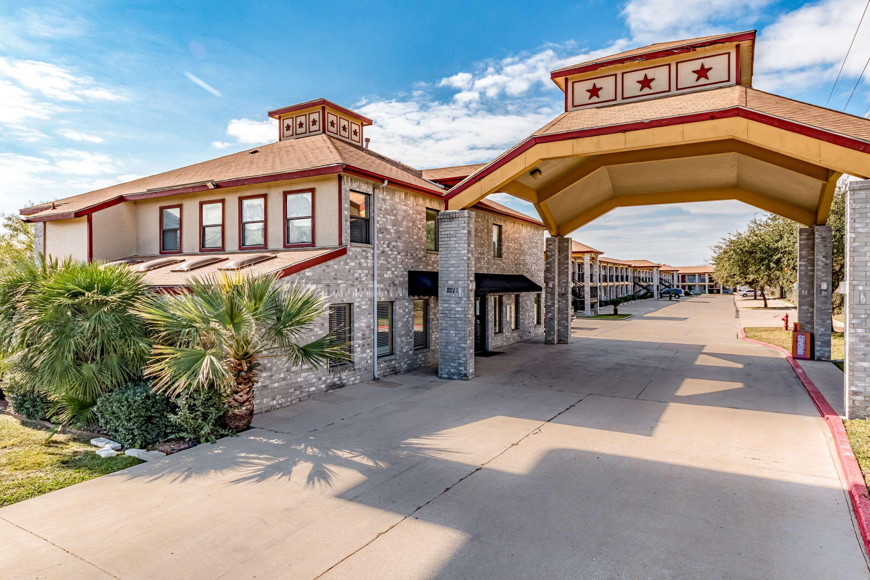 Hotel Econo Near Lackland Air Force Base-seaworld 2*
