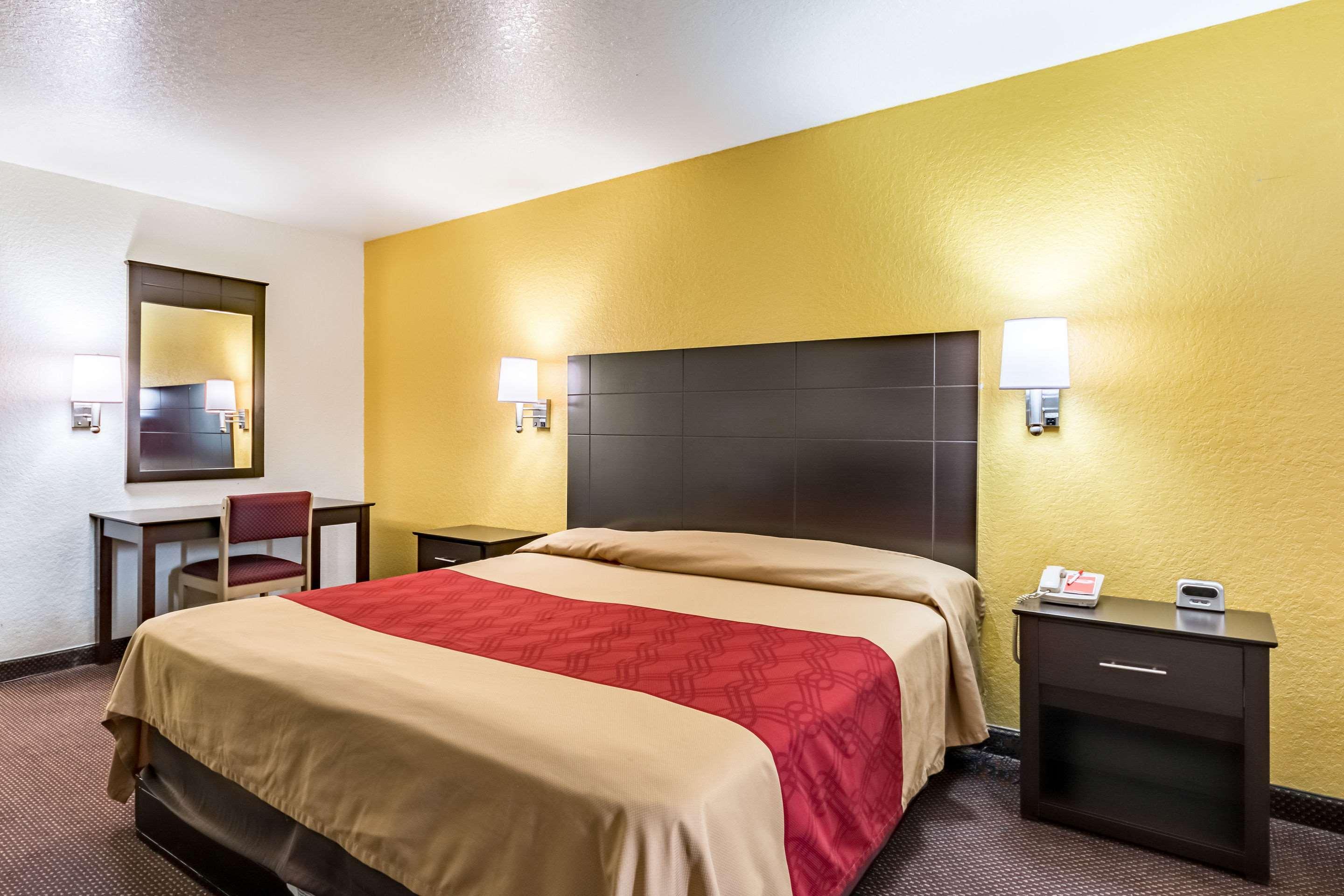 Hotel Econo Near Lackland Air Force Base-seaworld 2*