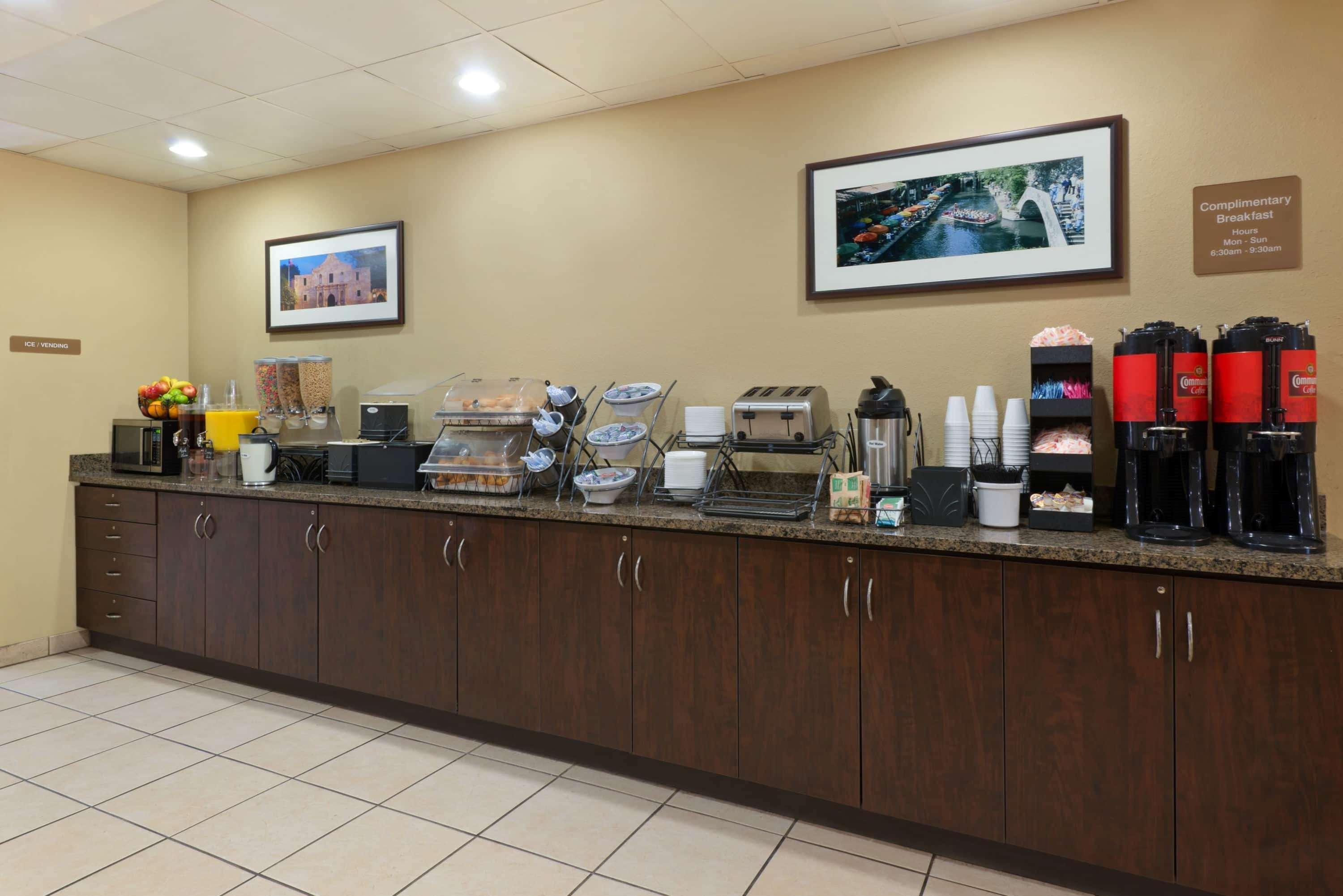 Western Seaworld Hotel San Antonio