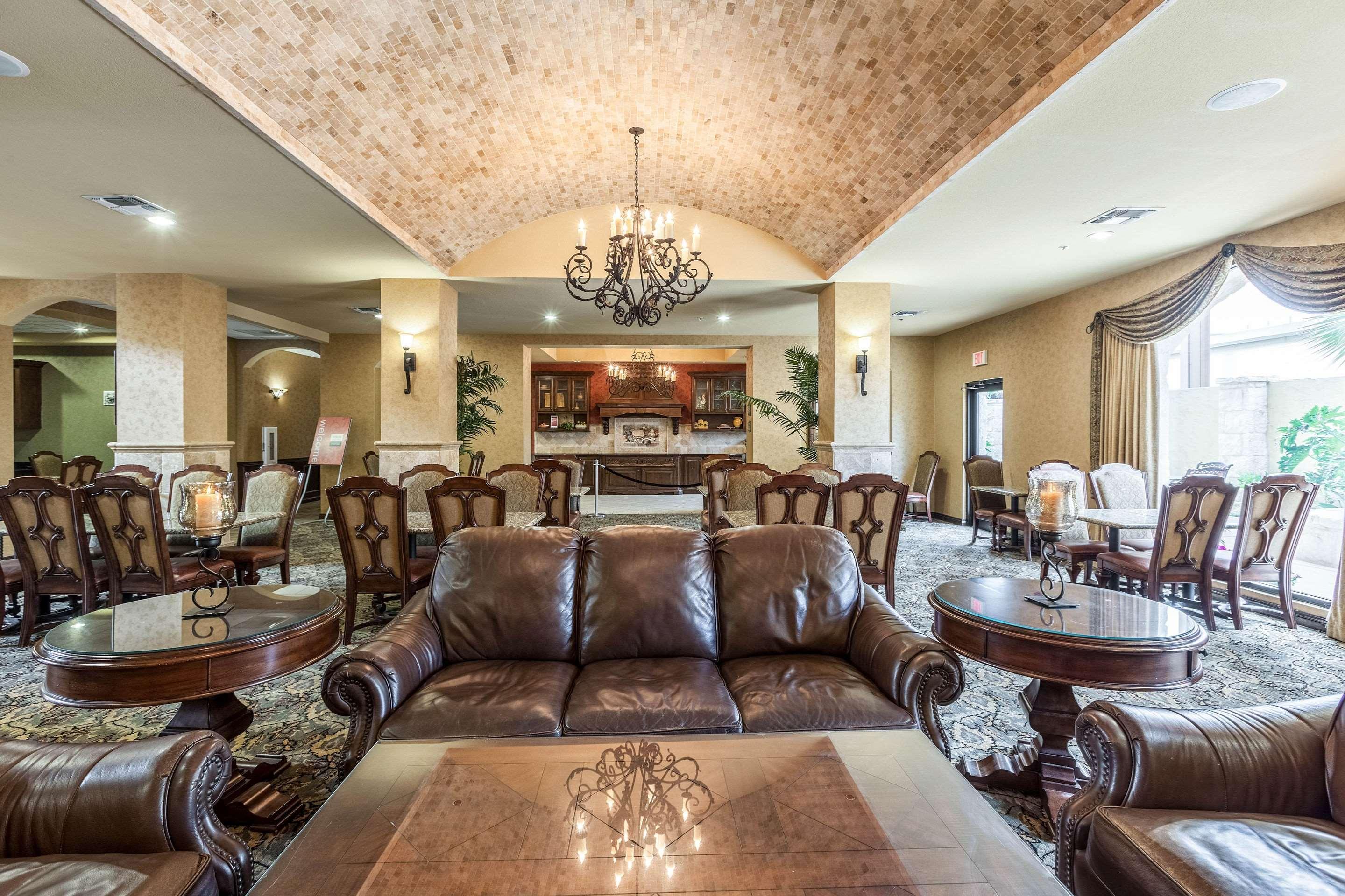 Hotel Comfort Alamo-river Walk 3*