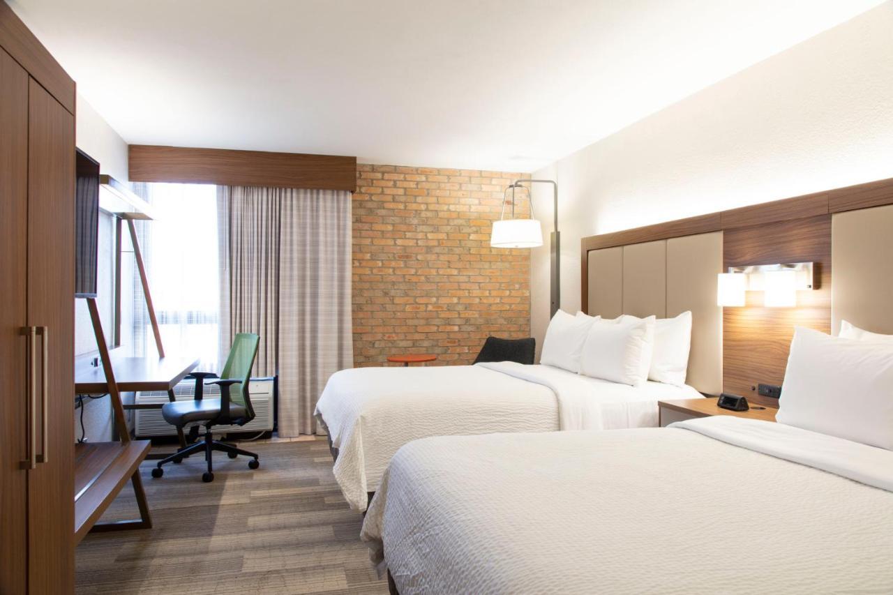 Express - Airport By Ihg San Antonio