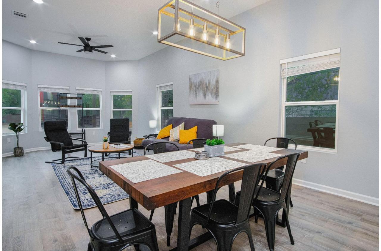 Exceptional 5br So Close To Riverwalk And Downtown San Antonio