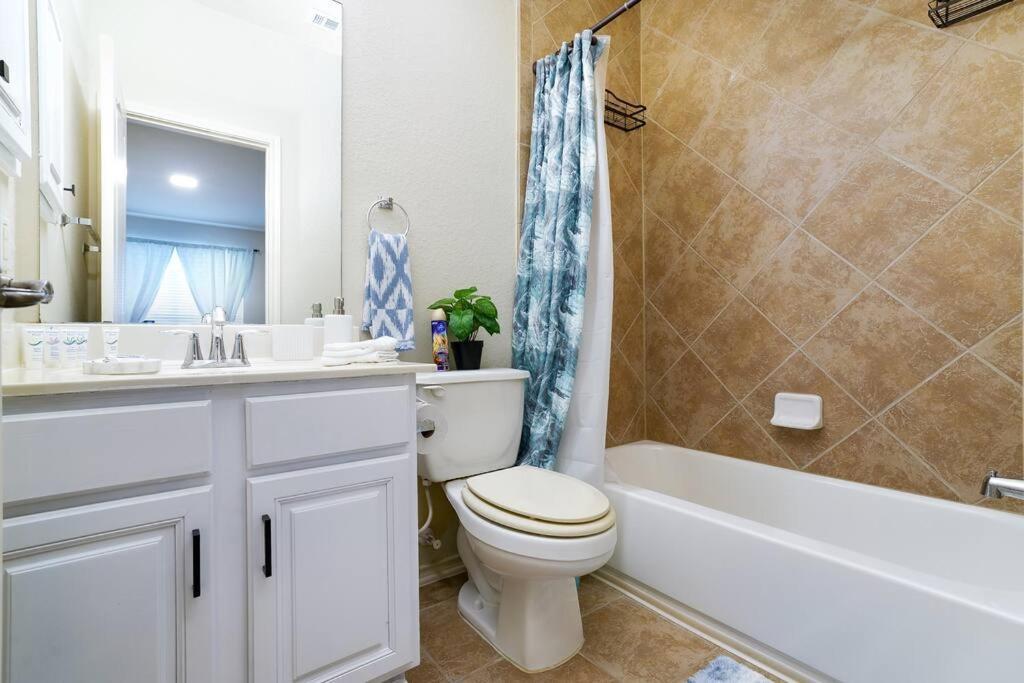 Exquisite Luxury Near Sea World, Holiday home