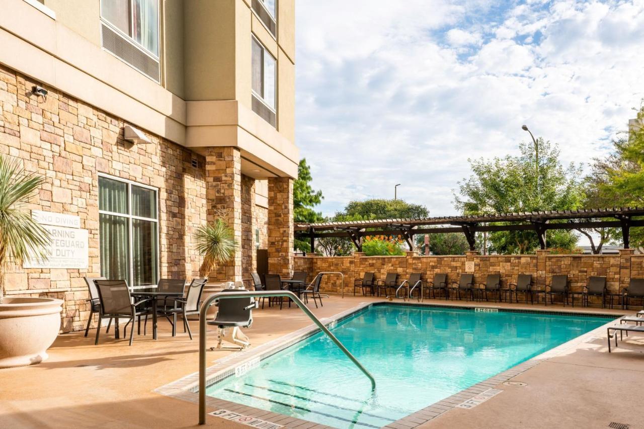 Fairfield & By Marriott Downtown/alamo Plaza 3*