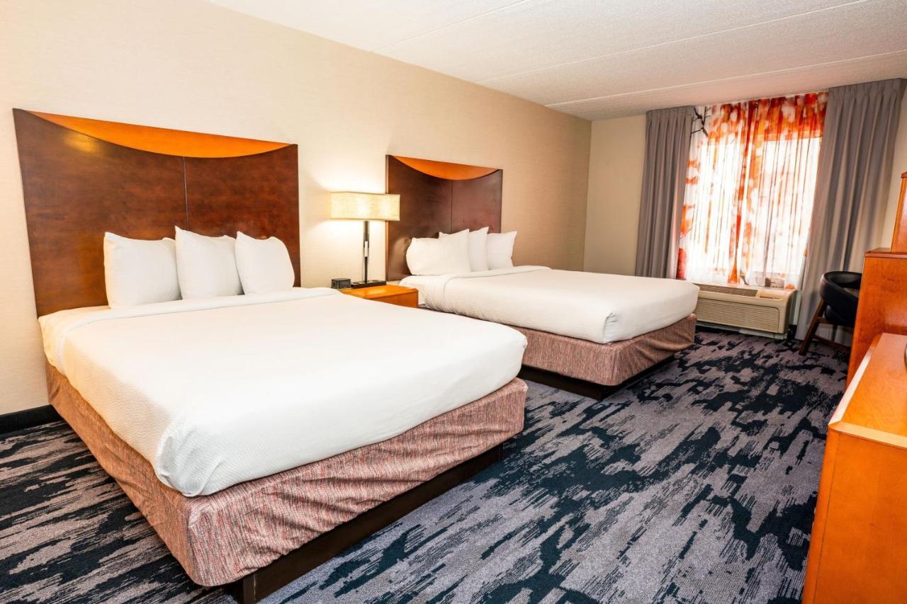 Hotel Fairfield & By Marriott Downtown/alamo Plaza 3*