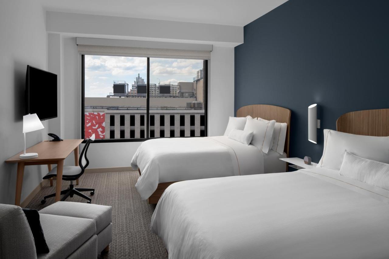 Element Riverwalk Hotel San Antonio