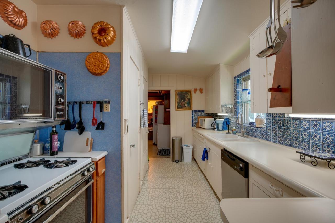 Spacious About 5 Mi To Downtown! San Antonio