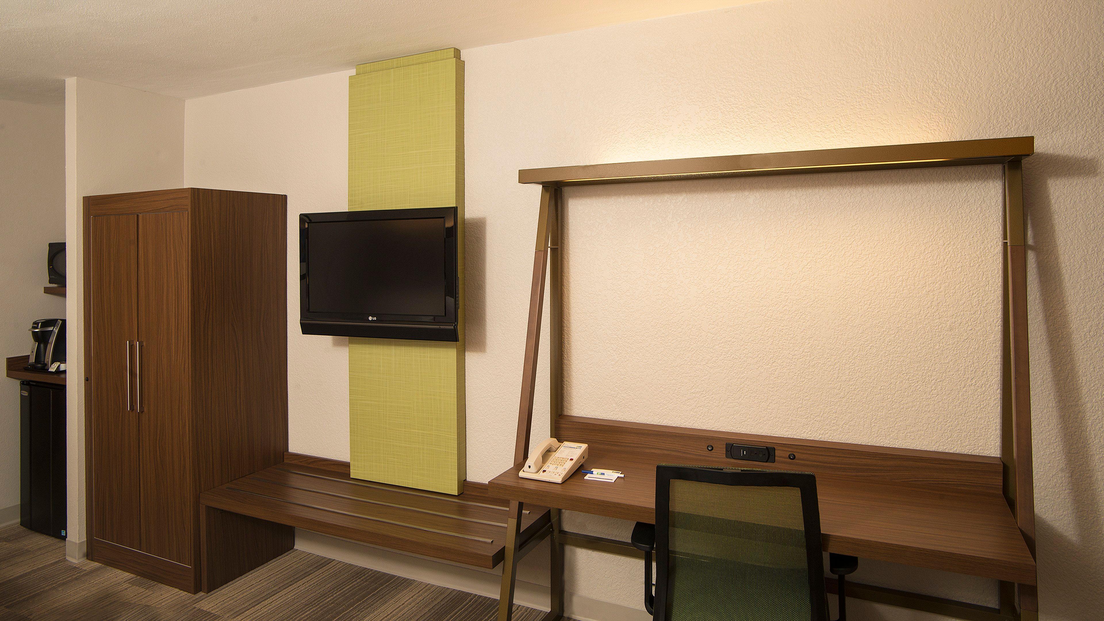 Express - Airport By Ihg Hotel 3*