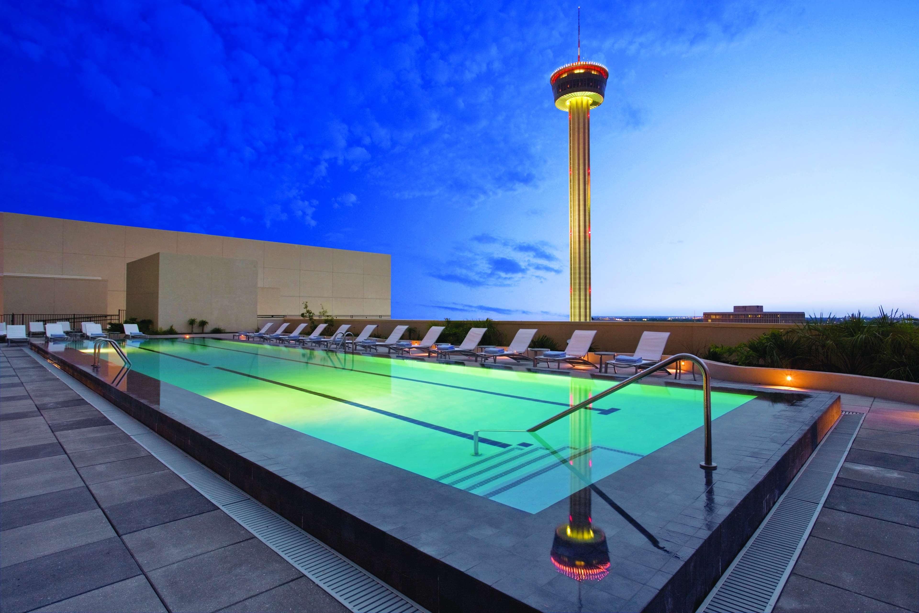 Hotel Grand Hyatt River Walk 4*