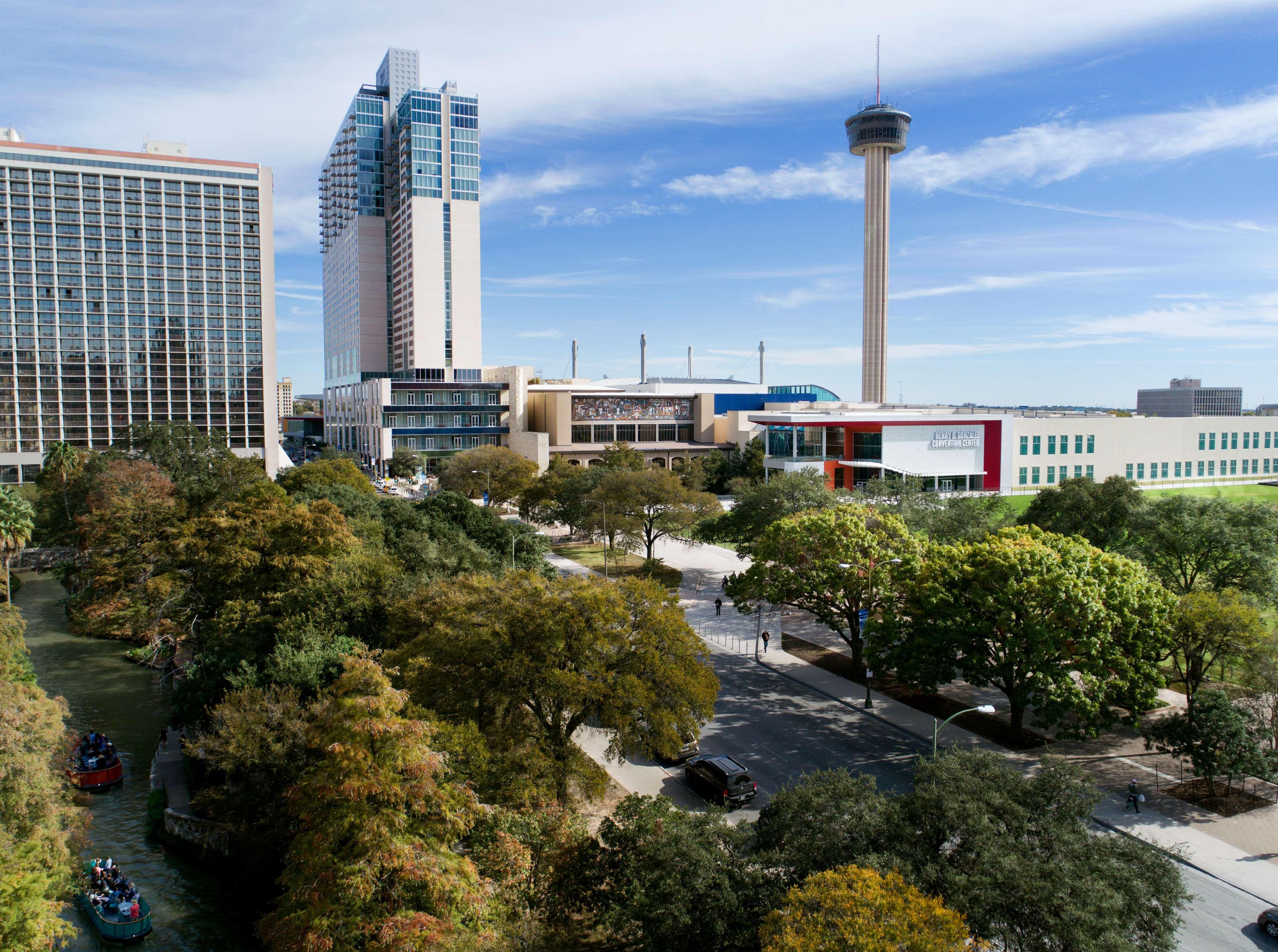 Hotel Grand Hyatt River Walk 4*
