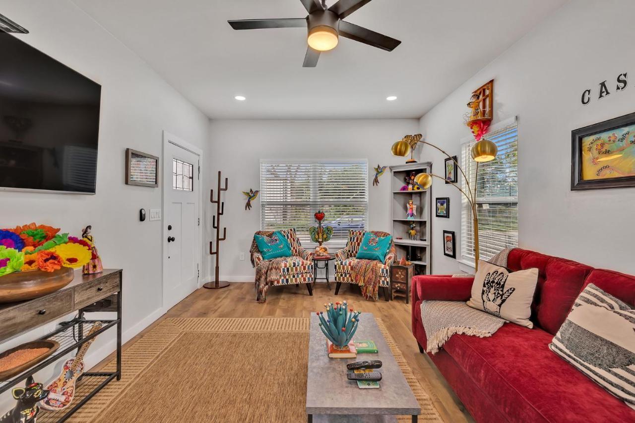 Holiday home The Coco House/lone Star Dist/jacuzzi/golf Cart *