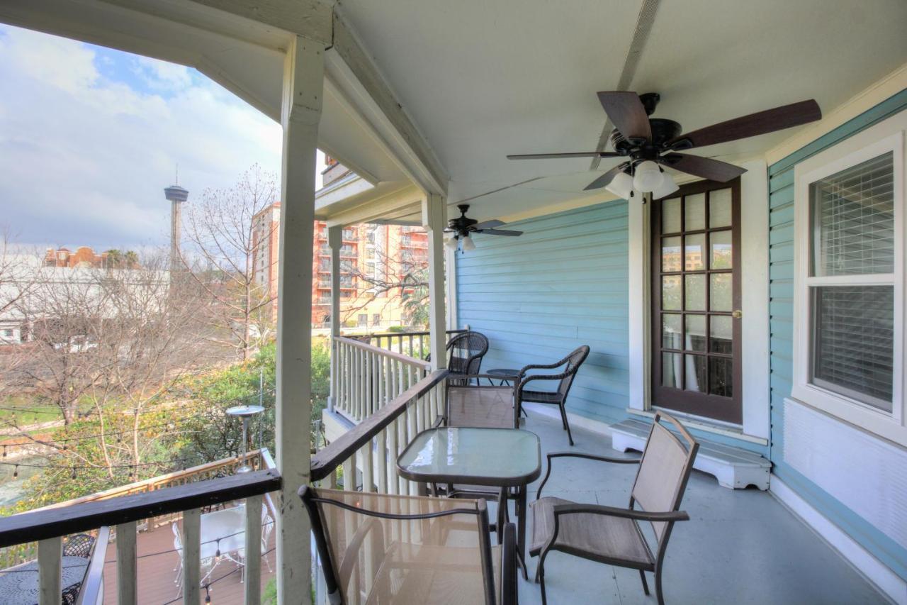 On The Riverwalk Bed & Breakfast 3*