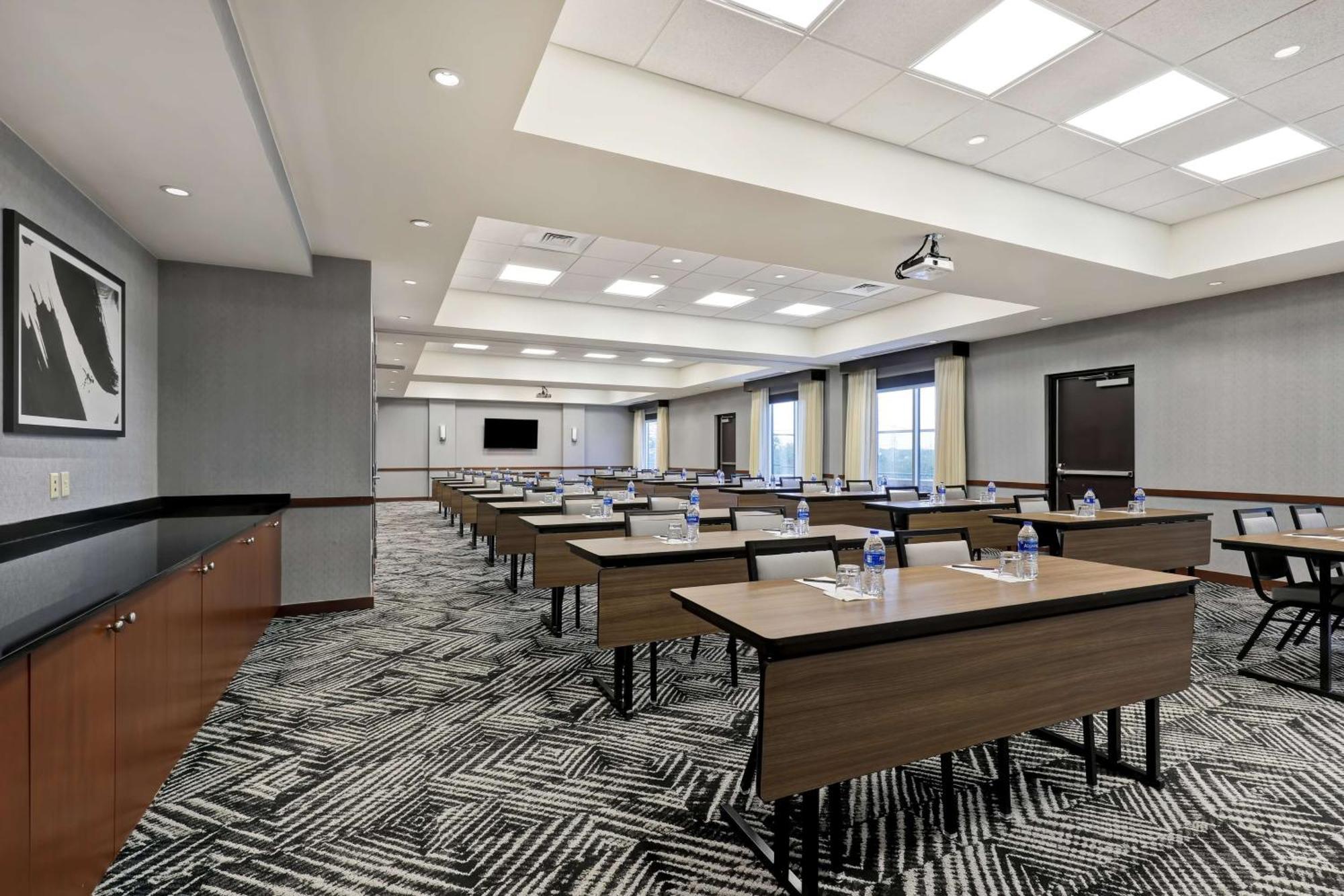 Hyatt Place North Stone Oak Hotel San Antonio
