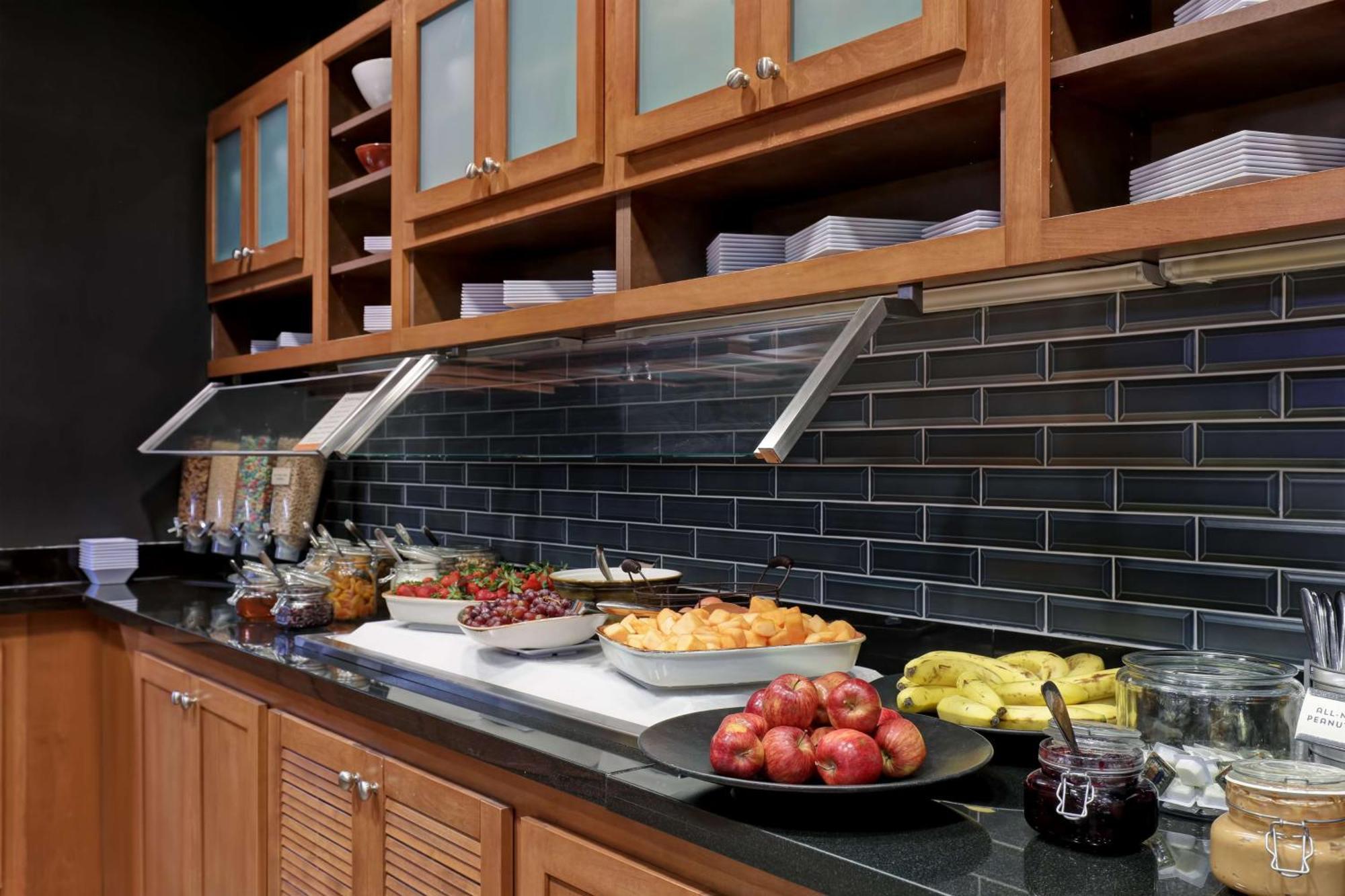 Hotel Hyatt Place North Stone Oak 3*