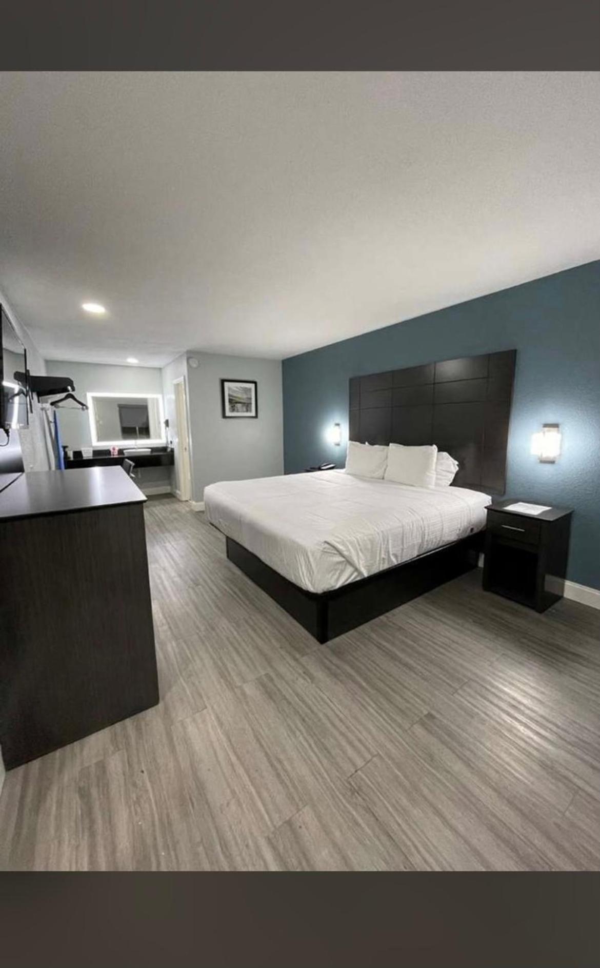 Inn Rodeway Downtown *