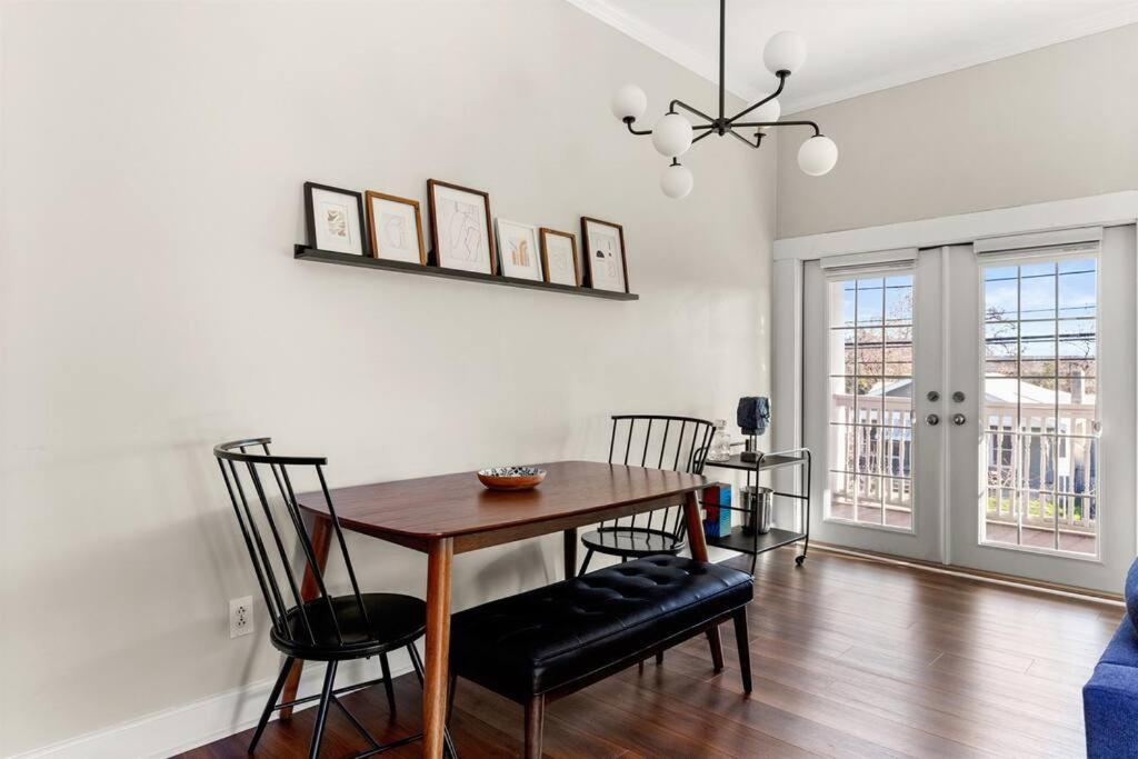 Reduced! Pearl Townhomes Combined. Sleeps 16 * San Antonio