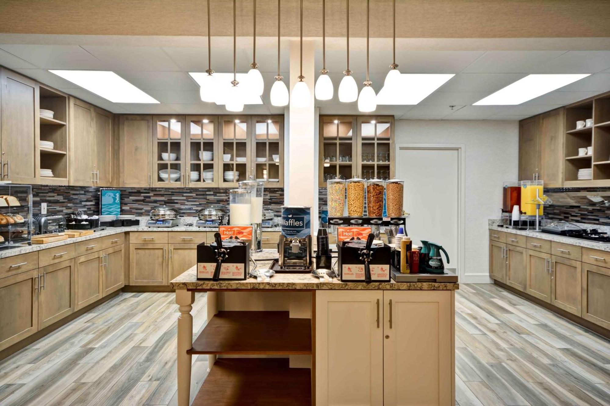 Homewood By Hilton Northwest 4*