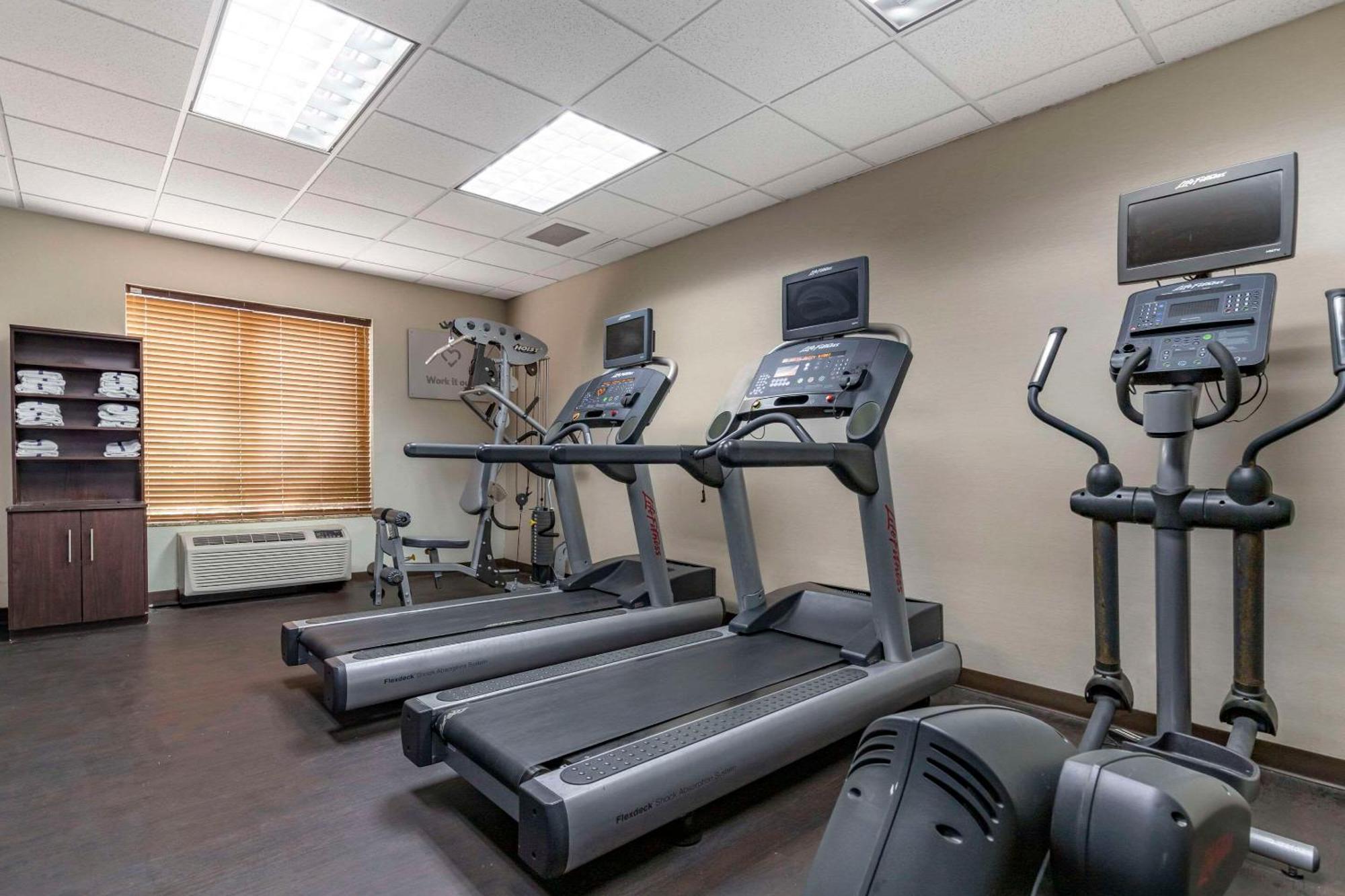 Comfort Medical Center Near Six Flags Hotel San Antonio