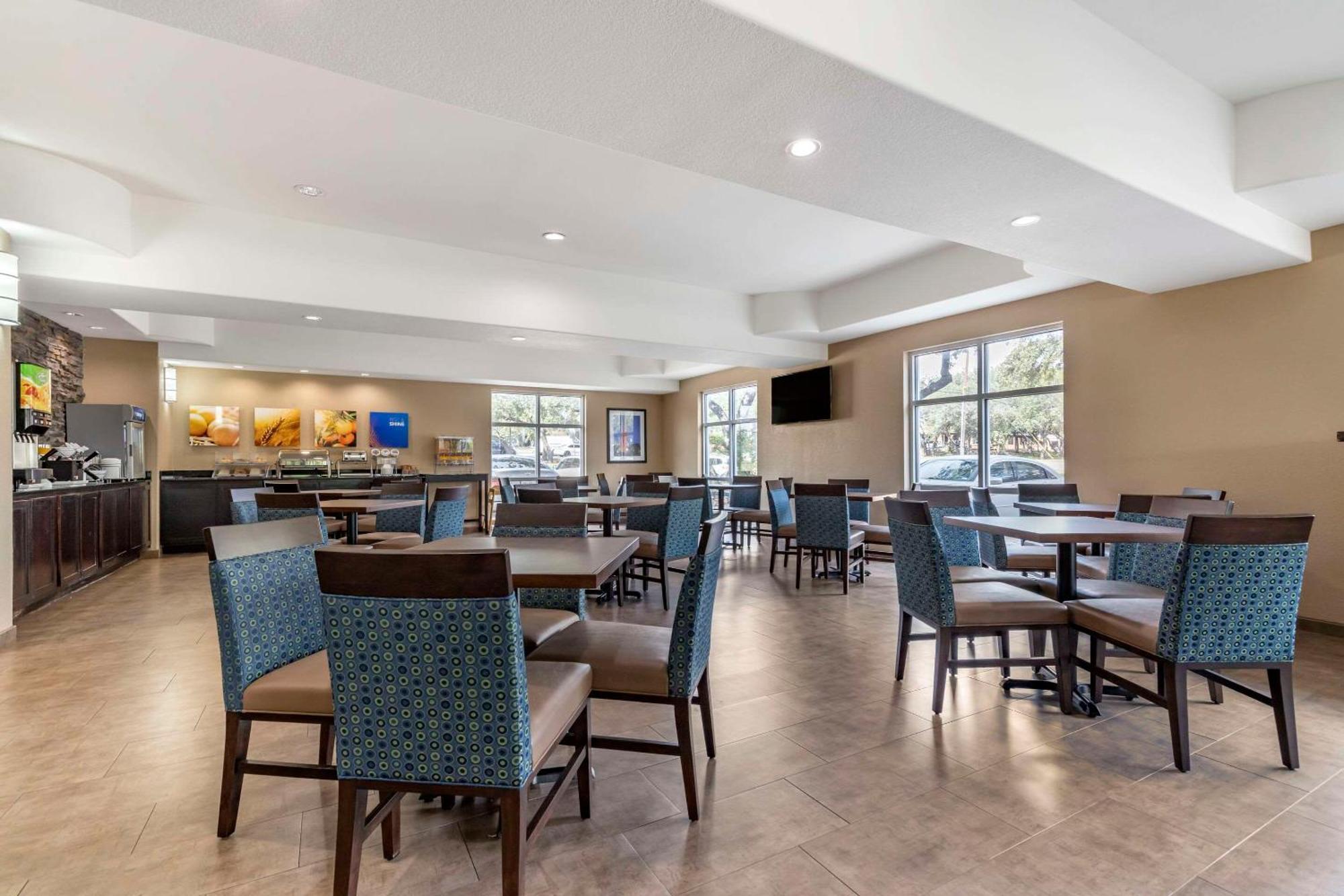 Comfort Medical Center Near Six Flags Hotel
