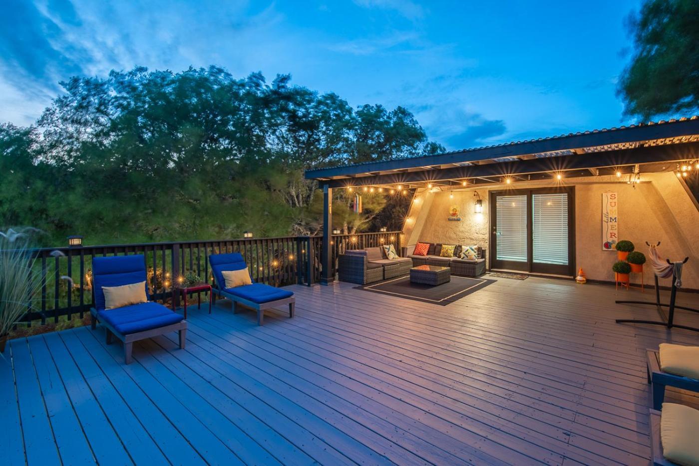 Holiday home Breathtaking Roof Pool Views, Gameroom, Firepit