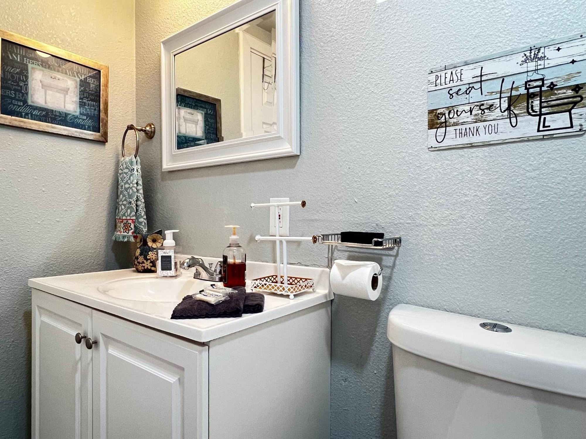 Boho Bliss- Cozy Private 2 Miles From Alamodome! Homestay San Antonio