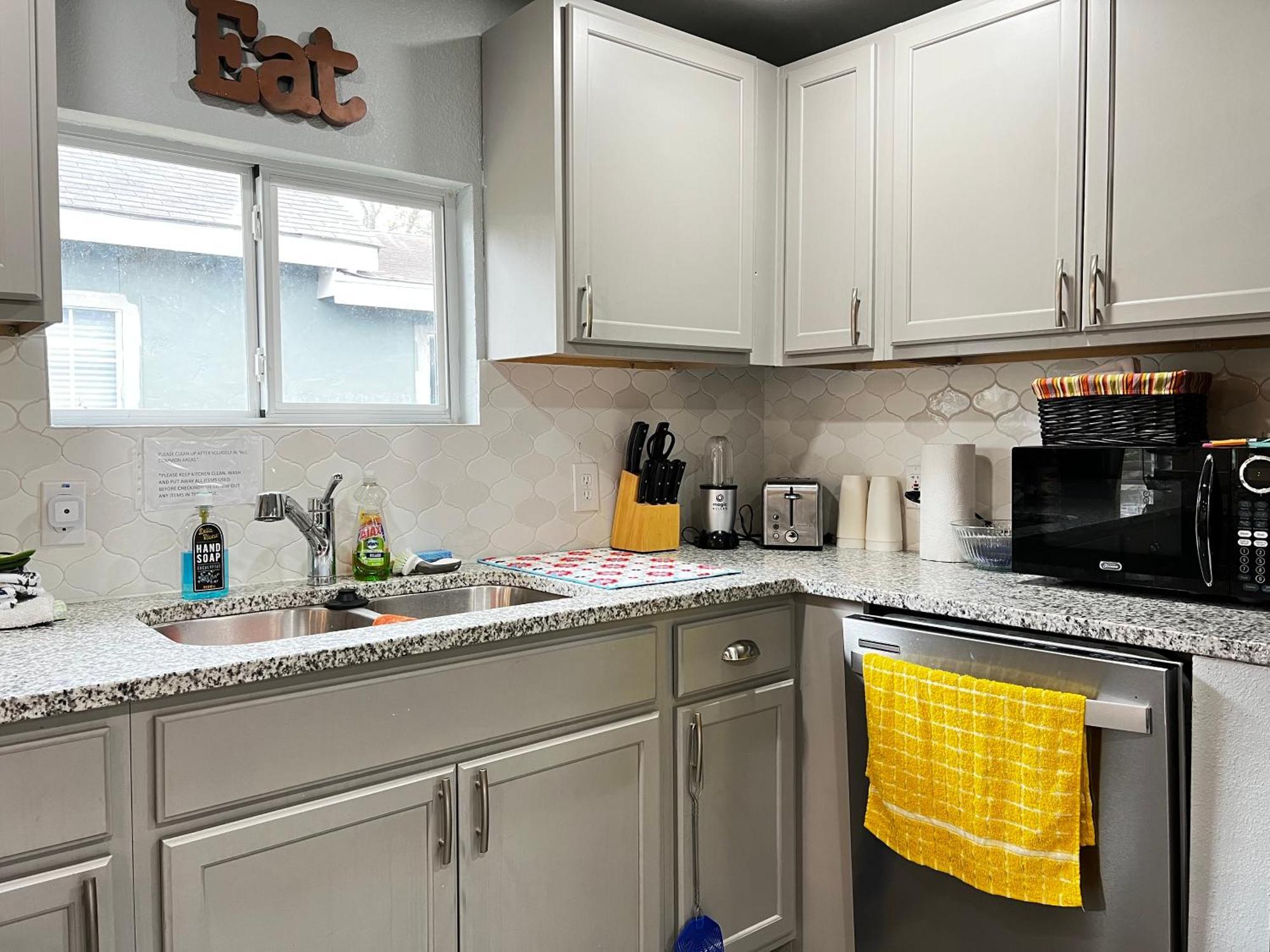 Homestay Boho Bliss- Cozy Private 2 Miles From Alamodome!