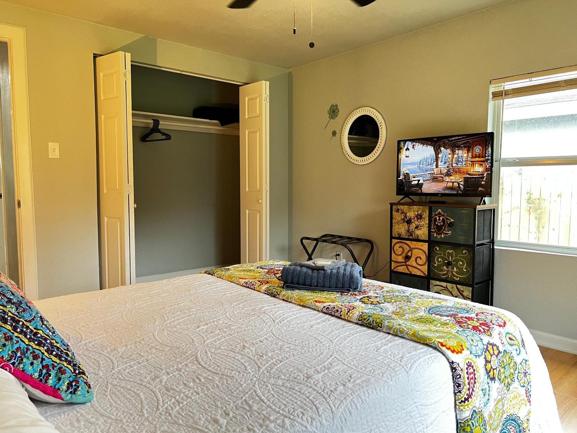 Boho Bliss- Cozy Private 2 Miles From Alamodome! Homestay San Antonio