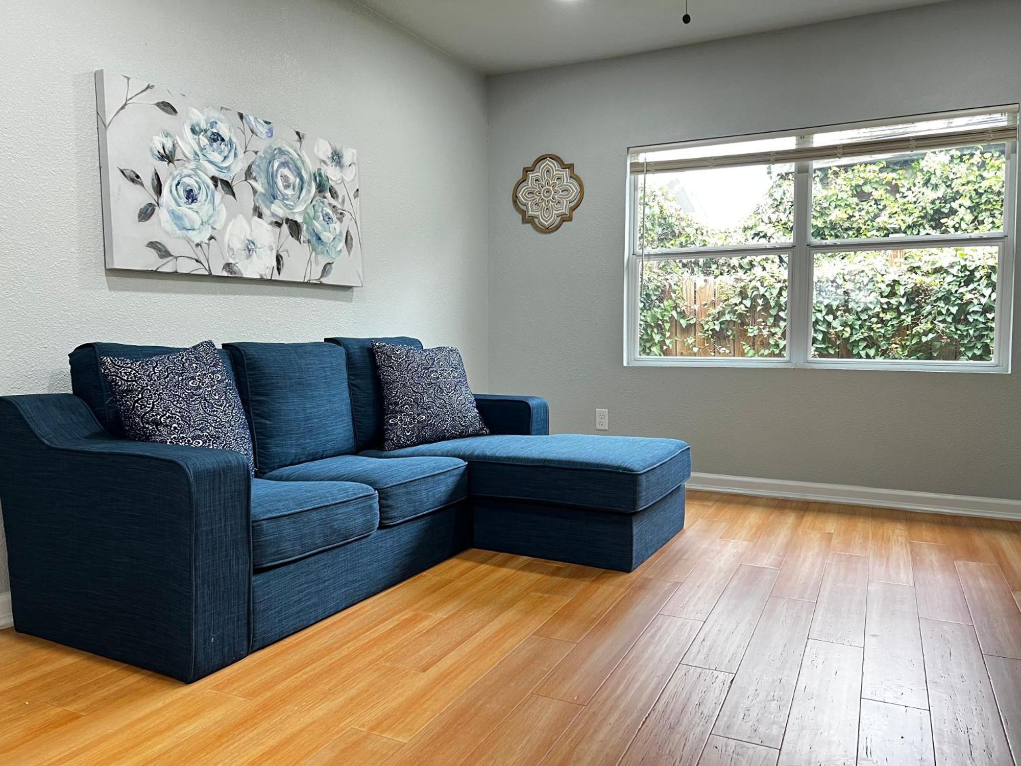 Boho Bliss- Cozy Private 2 Miles From Alamodome! San Antonio