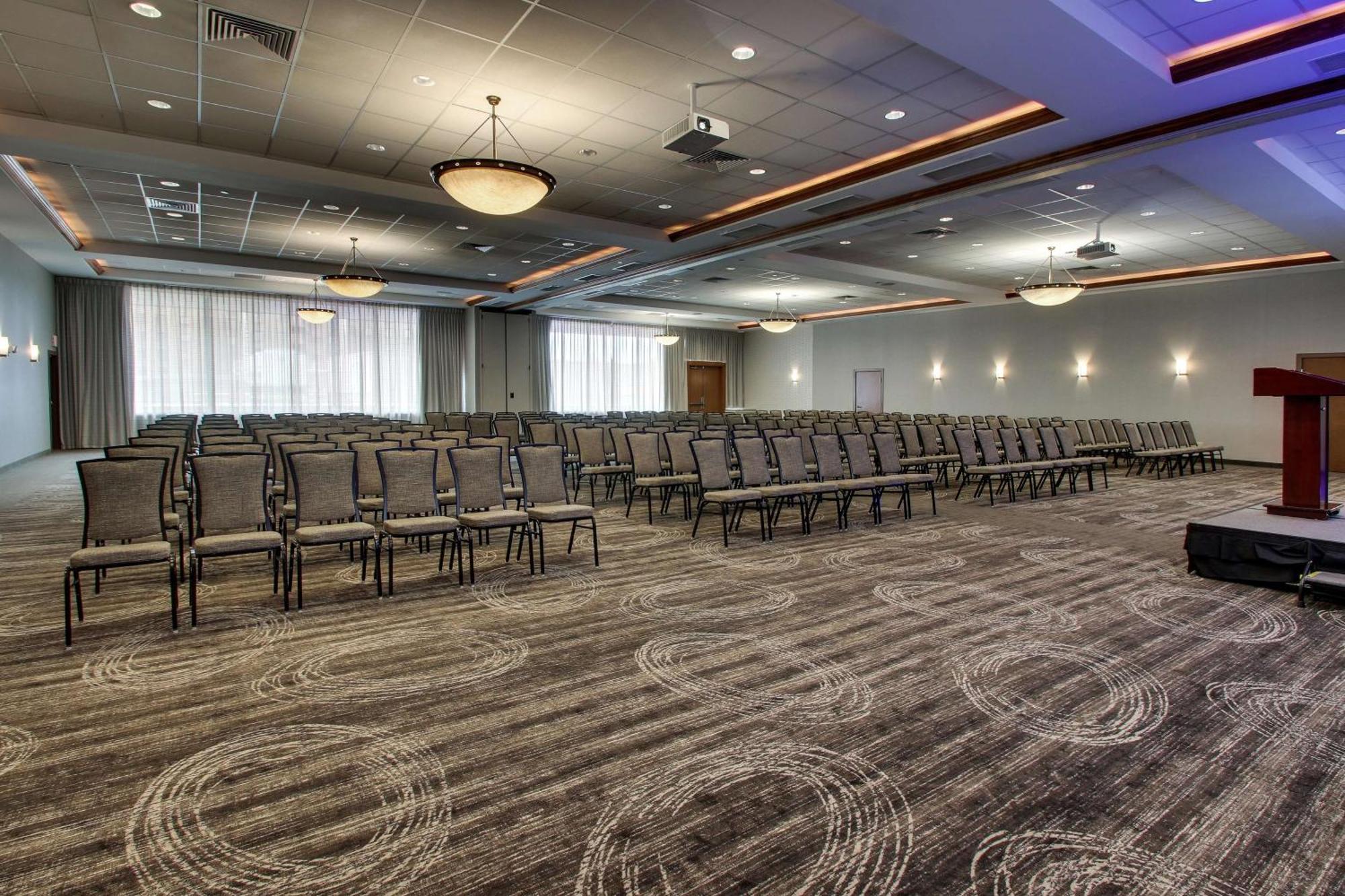 Hotel Drury Plaza Riverwalk 3*