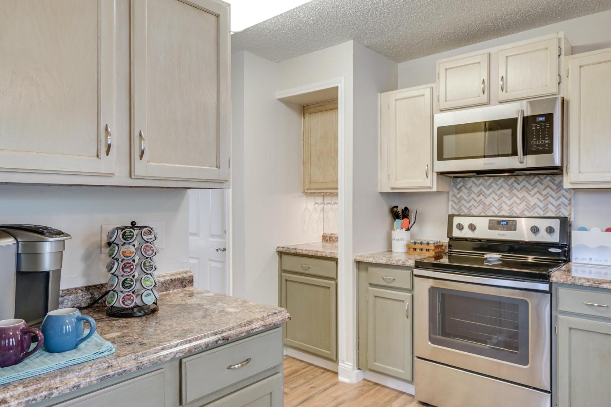 Dog-friendly Live Oak With Hot Tub And Game Room! Holiday home *
